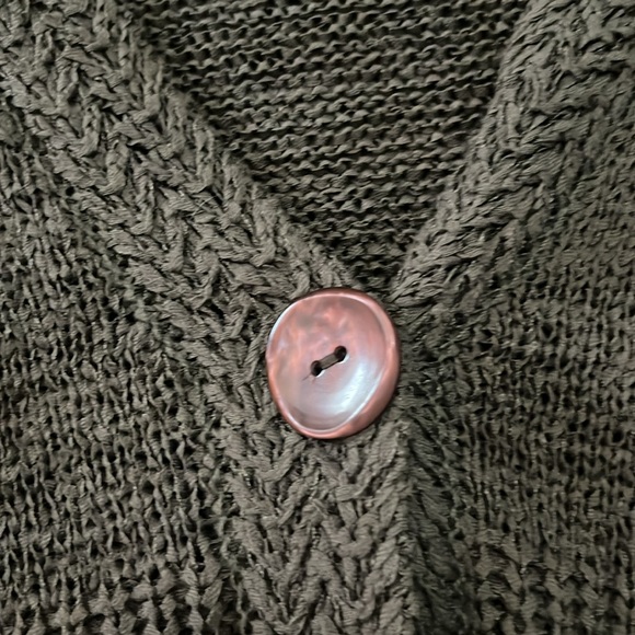 Carole Little one button sweater - Picture 3 of 4